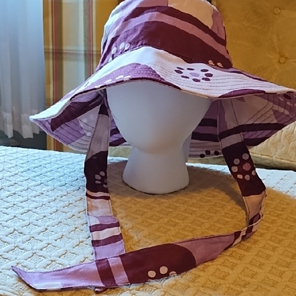 Madewell Lantern Bucket Hat In Geodaiay Batik - Picture 1 of 6